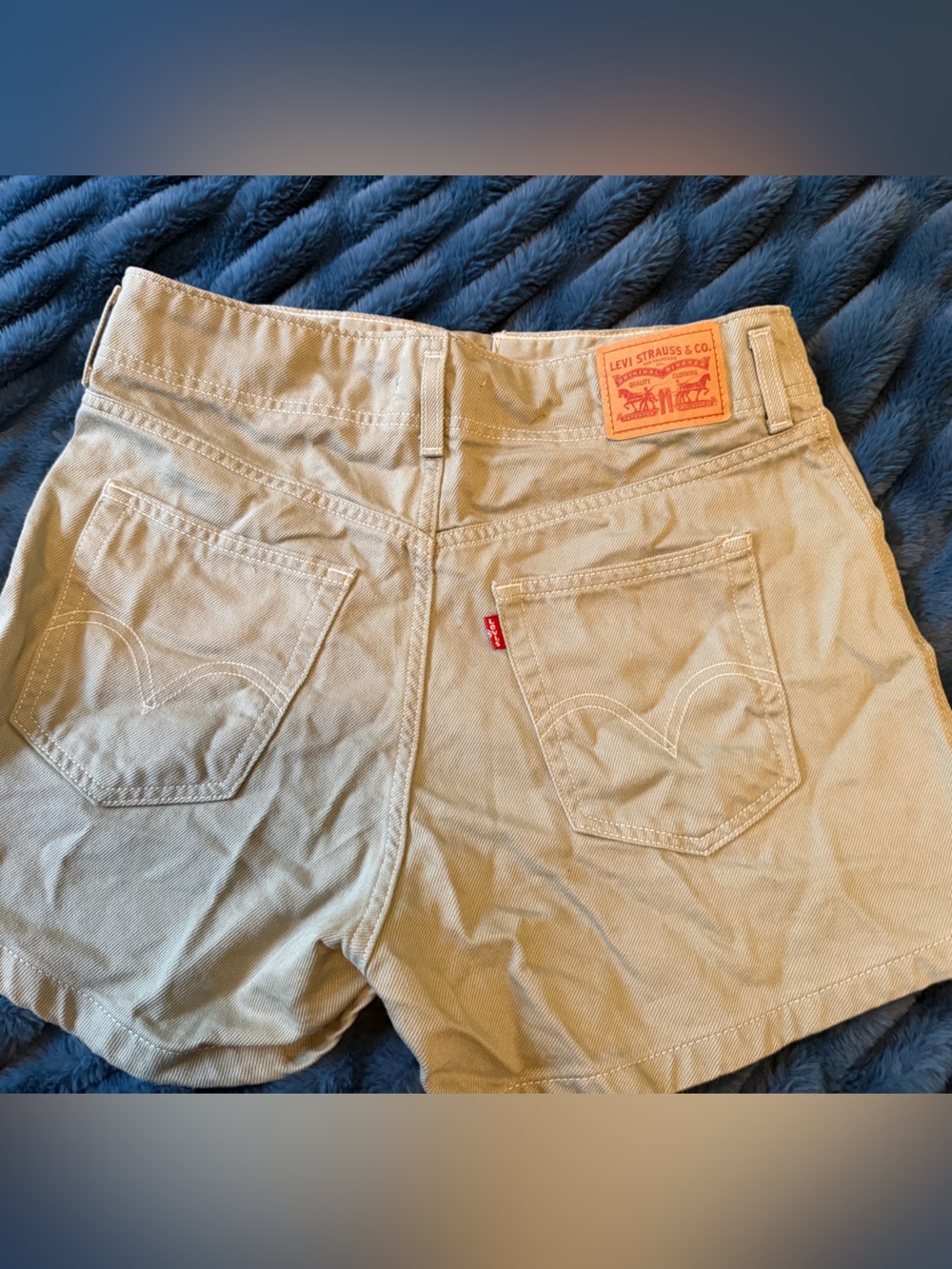 Levi's Men's Tan Jean Shorts with Red Tab